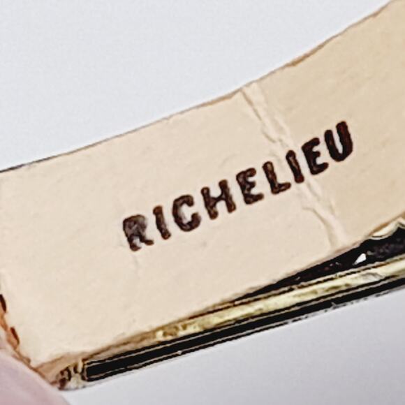 Vintage Richelieu Pink Memory Wire Bracelet, 1950s Original Tag - Picture 10 of 10